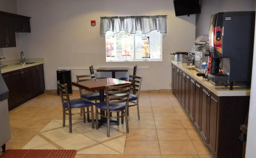 Stay Express inn and Suites Atlanta Union City