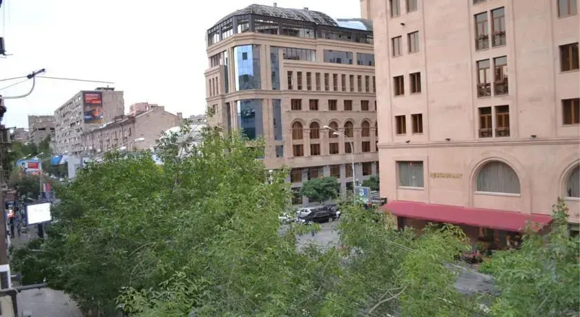 Apartamen Amiryan Street