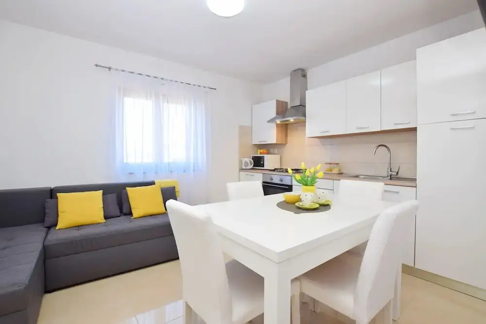 Apartment Maja