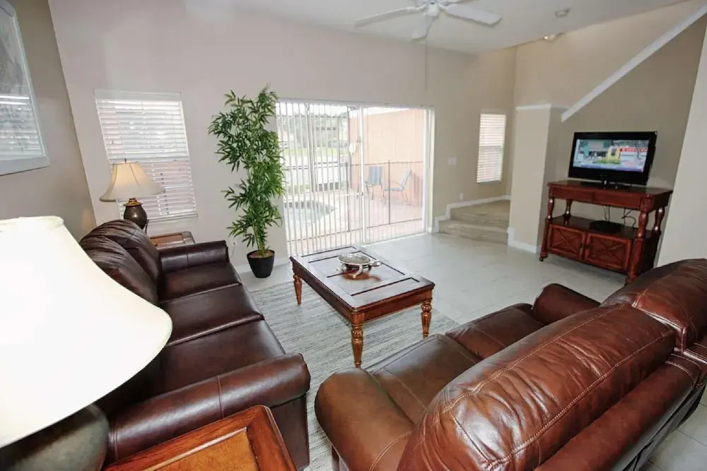 3175 Encantada