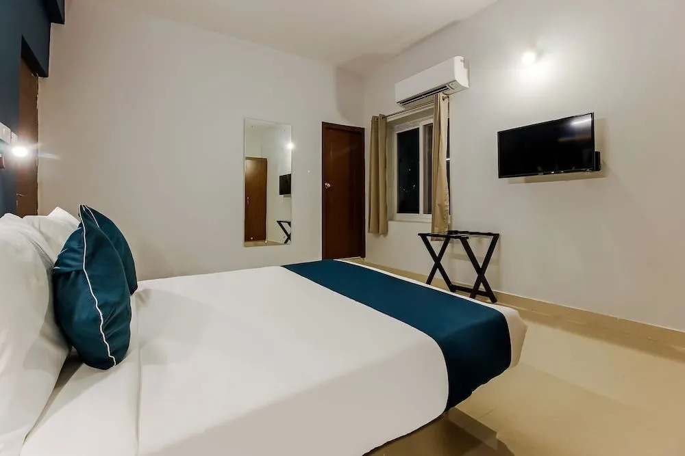 Silverkey Executive Stays 38014 Near Sanskrit School