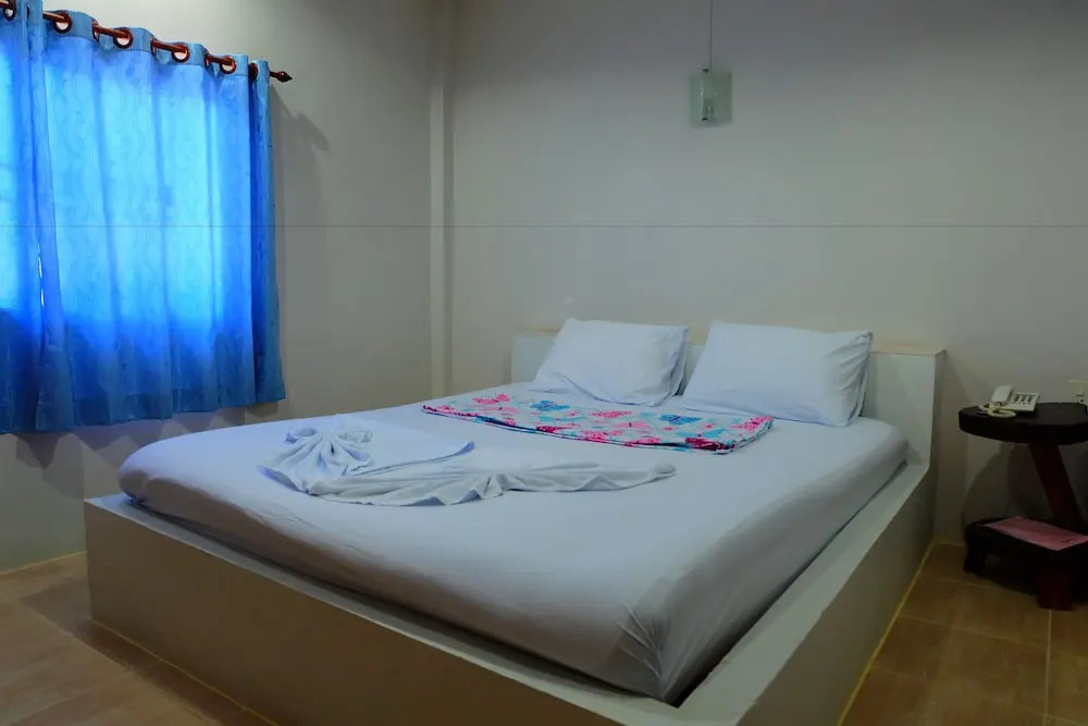 Ruan Chompoo Resort