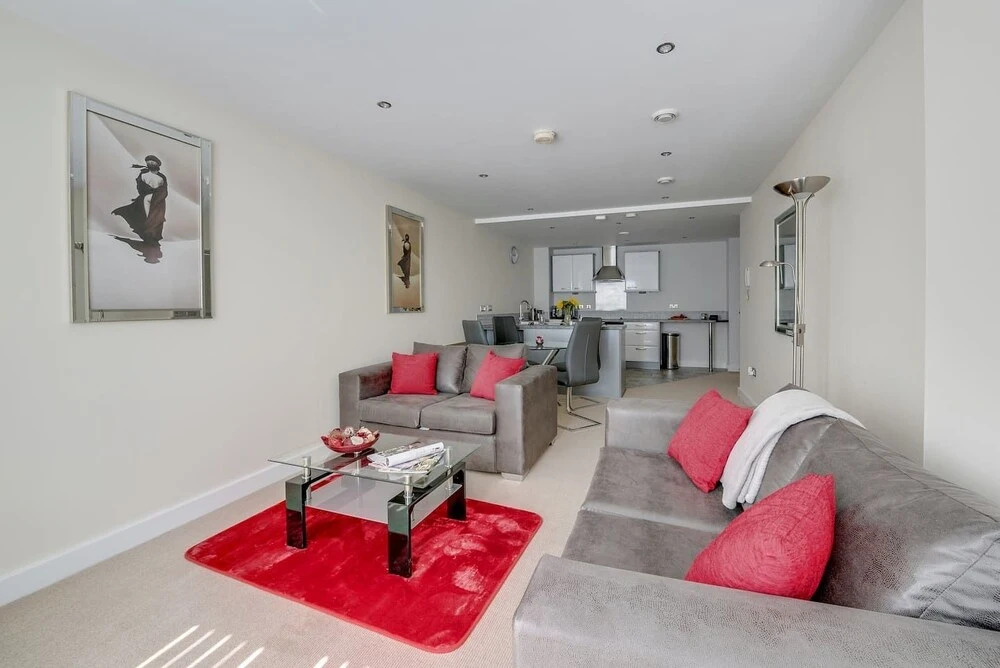 Bright 2BR Apartment in the Centre of Liverpool