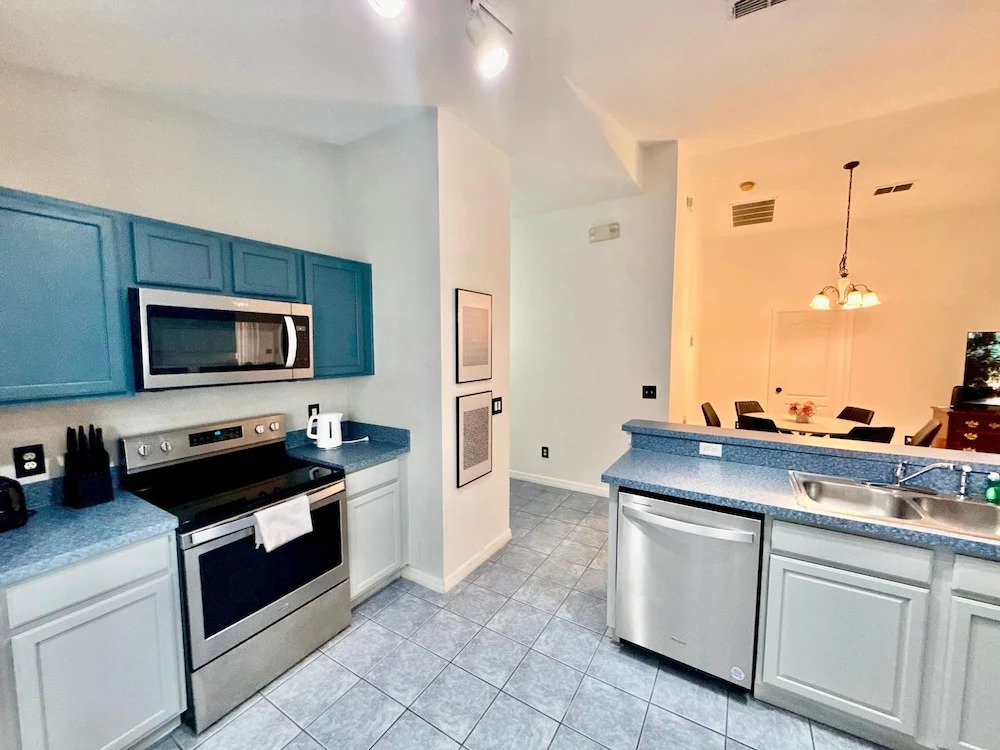Grand Premium 5BR Pool Home Near Disney Parks