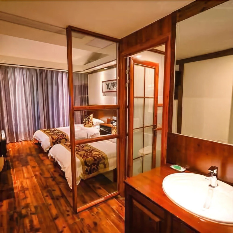 Ruyuan Culture Theme Inn