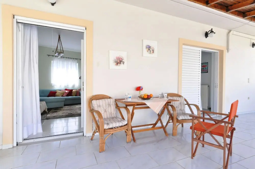 Apartment at Glyfada With Huge Balcony