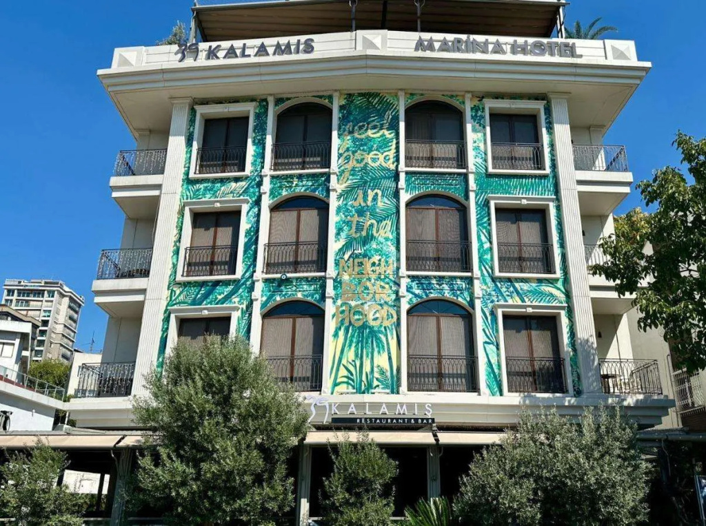 39 Kalamis Marina Hotel