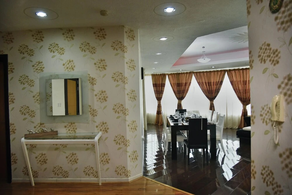 Luxury 4BR Apartment in Horizon Towers
