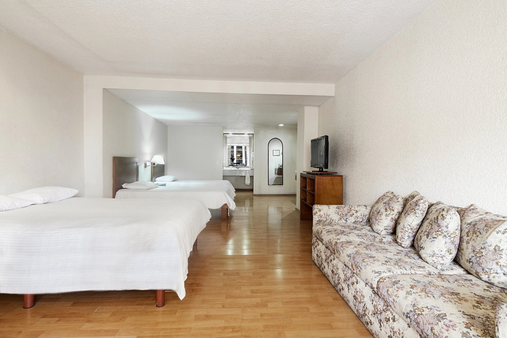 San Marino Suites