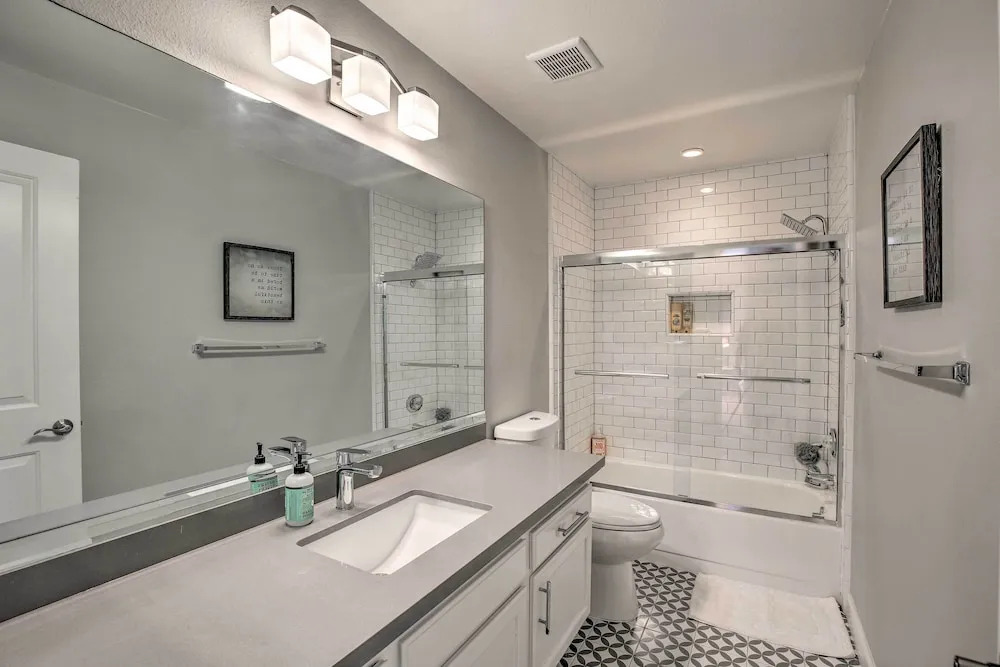 Rancho Las Palmas Resort Condo: Golf, Swim & Play!
