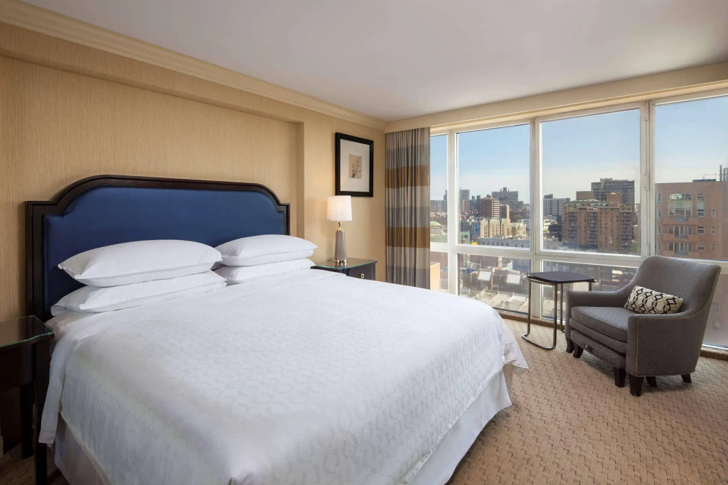 Sheraton LaGuardia East Hotel