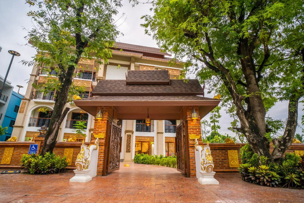 Siri Nakornpink Chiang Mai Hotel SHA Plus