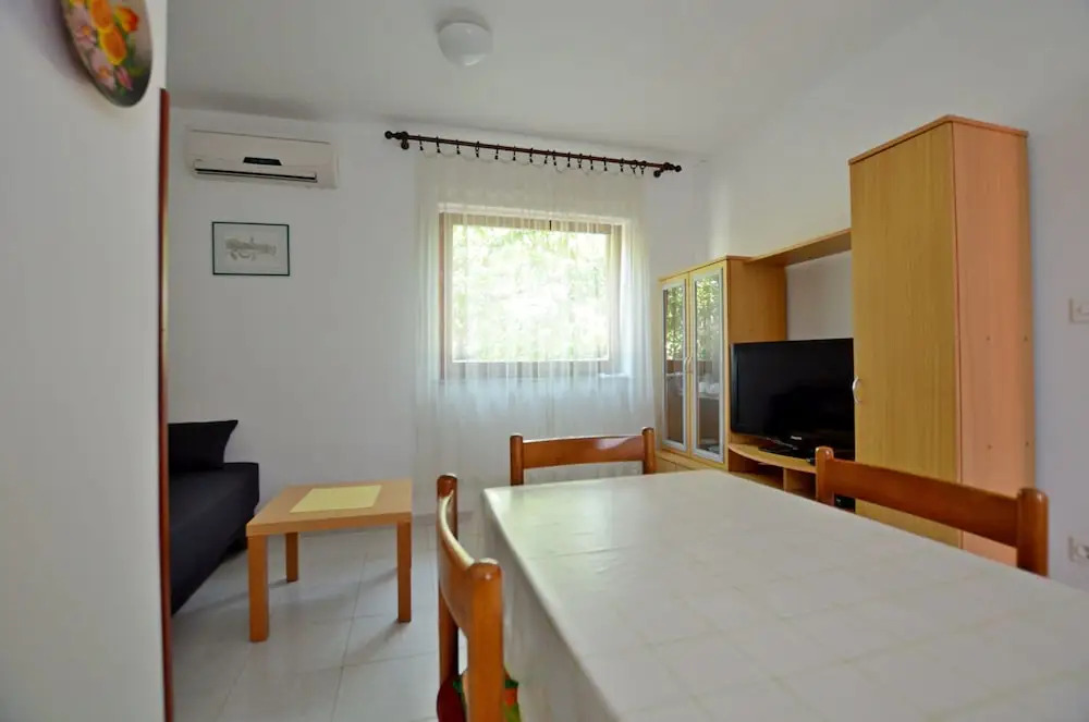 Apartment Ljiljana
