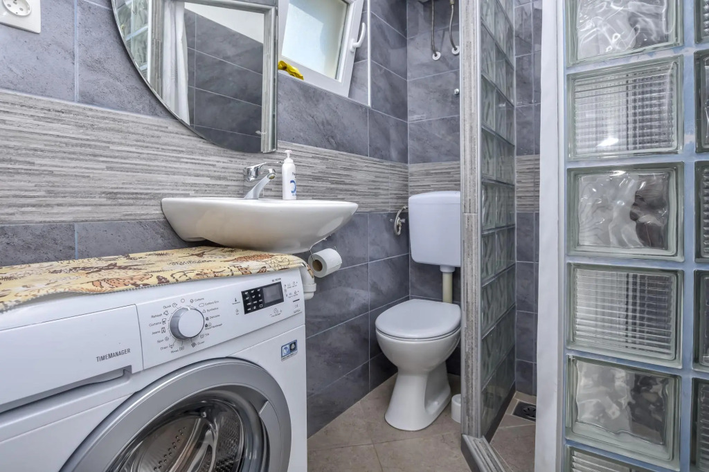 Apartments Osti