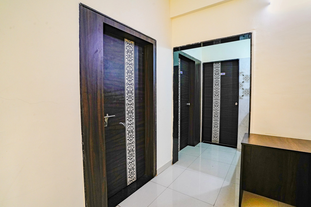 FabHotel Himalay