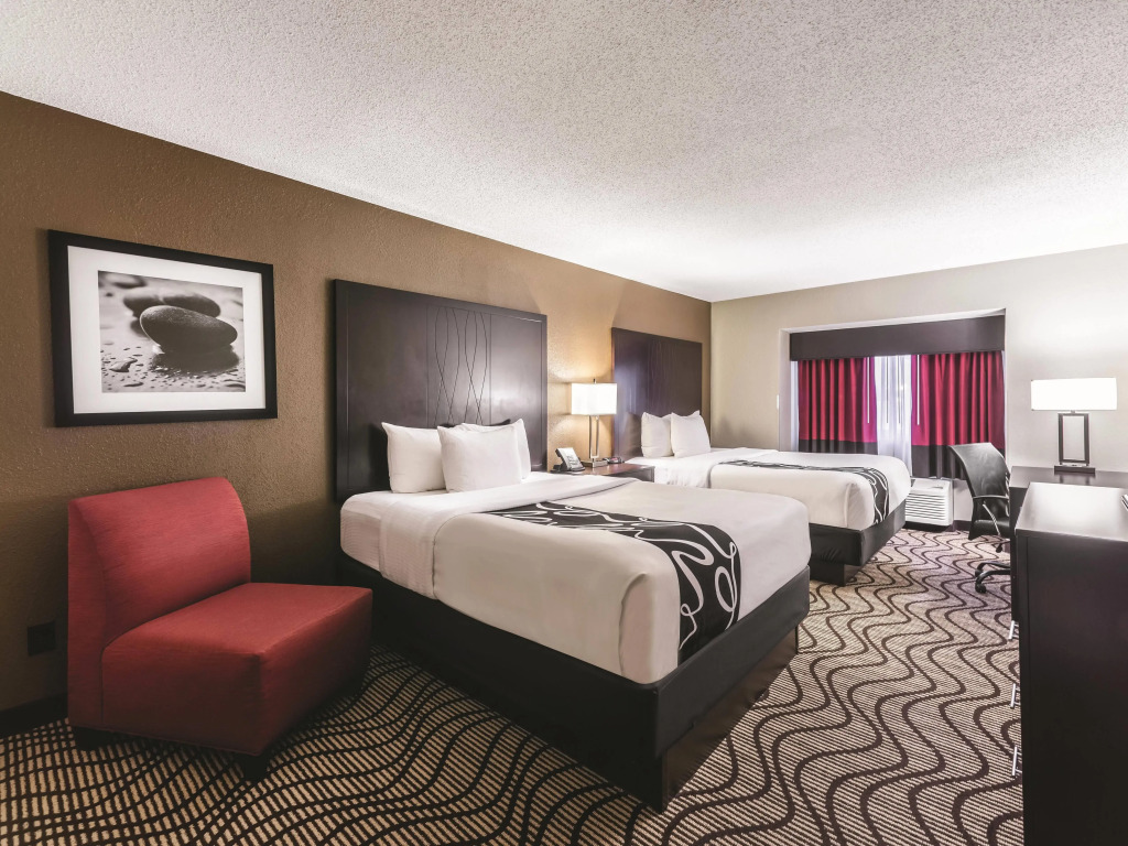 La Quinta by Wyndham Collinsville - St. Louis