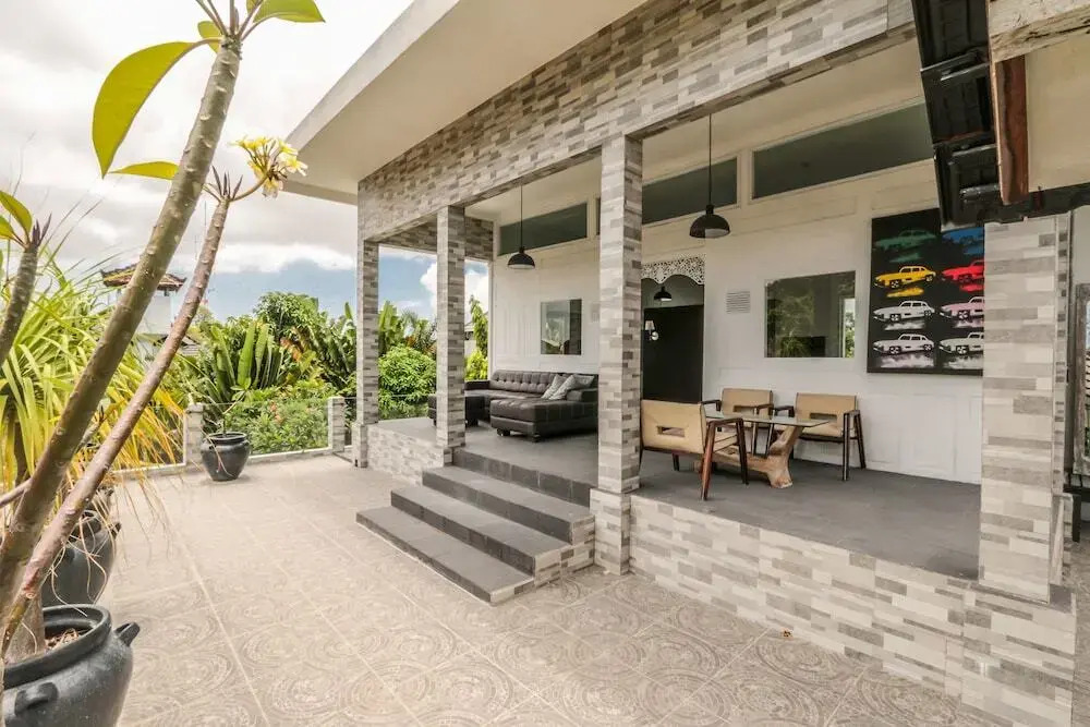 Sky Villa