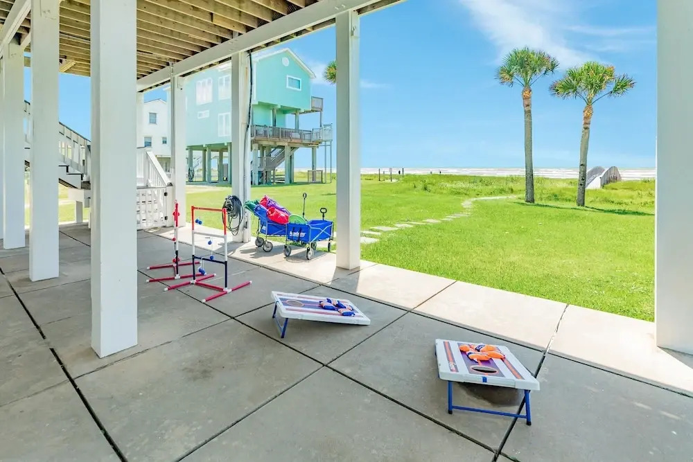 Twin Palms Paradise