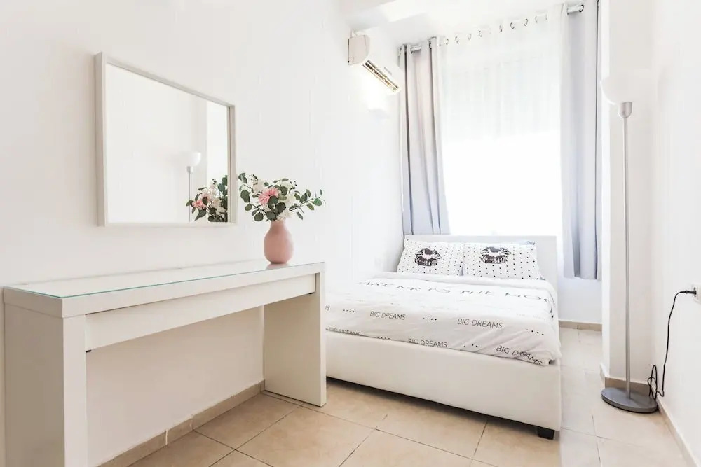 Port 2 Bedroom with 2 showers apartment