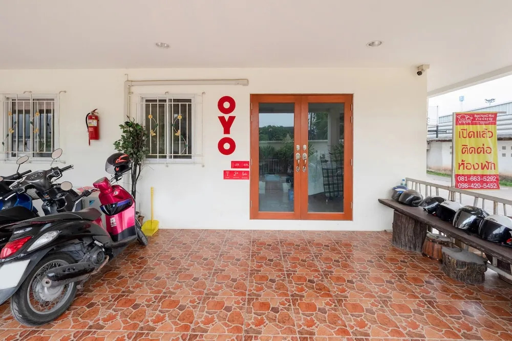 OYO 1069 Baan Nong Moo Apartment