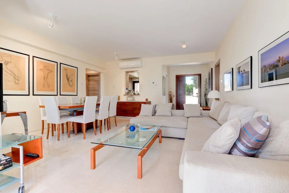 Apartment A02 - Roudias