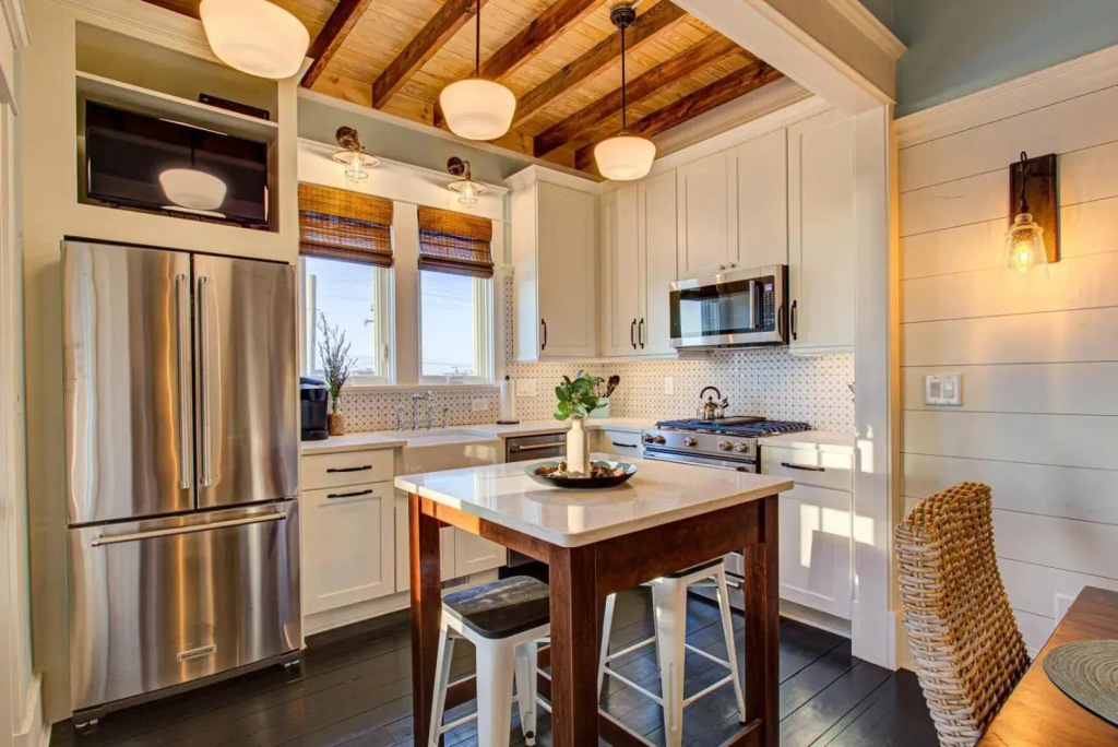 4115 - Coastal Cottage