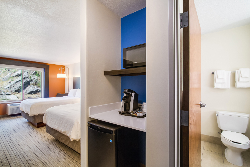 Holiday Inn Express Hotel & Suites Custer by IHG