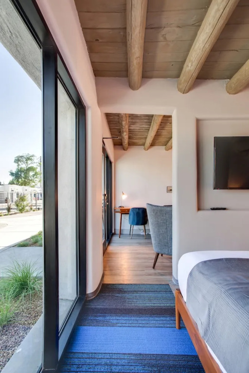 El Vado Motel
