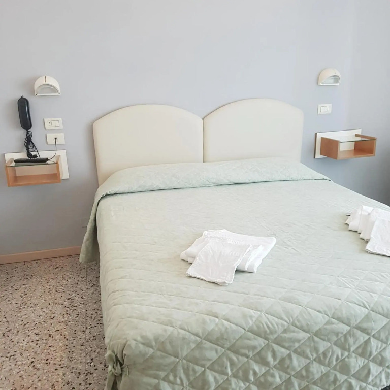 Hotel Amados