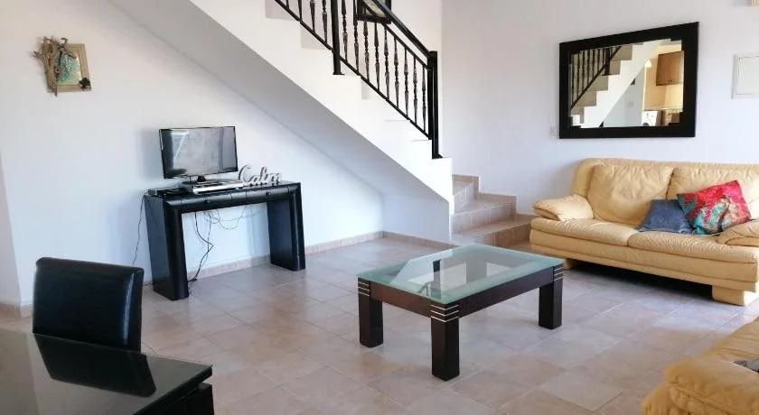 Avra Family Maisonettes