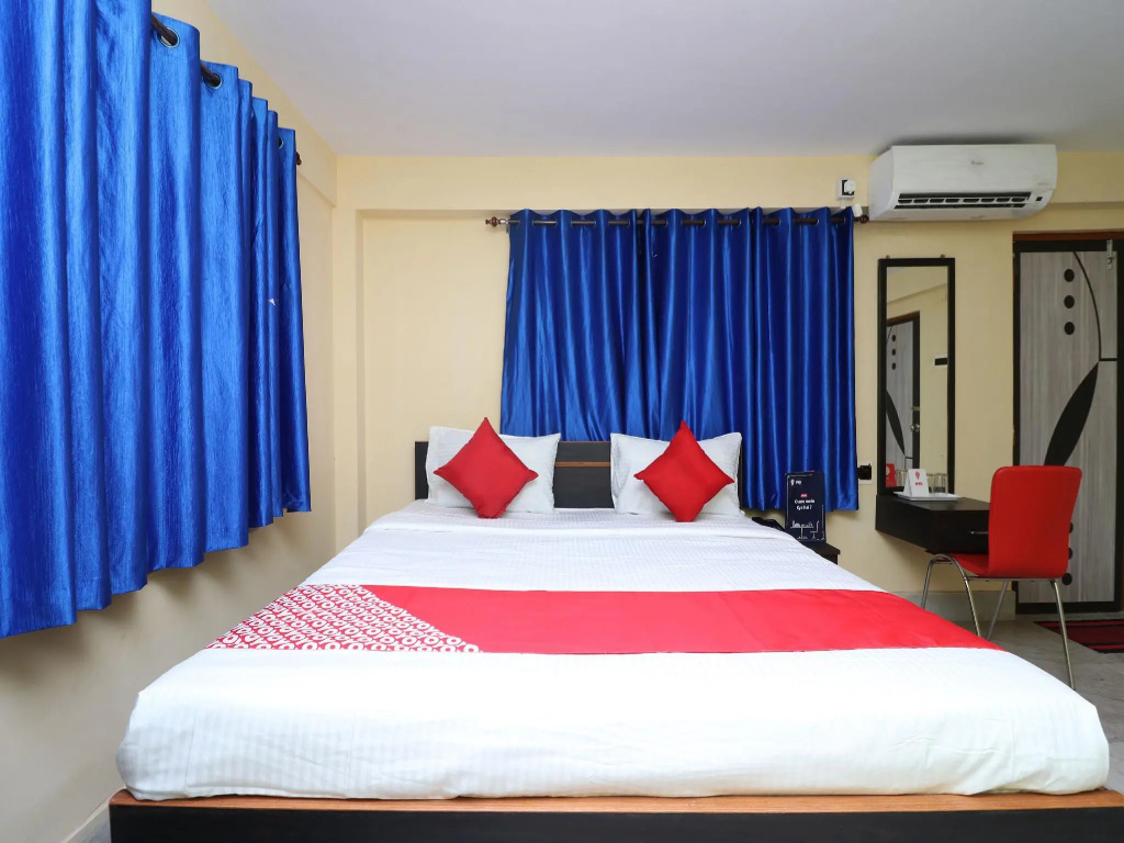 OYO 11530 Maa Tara Guest House