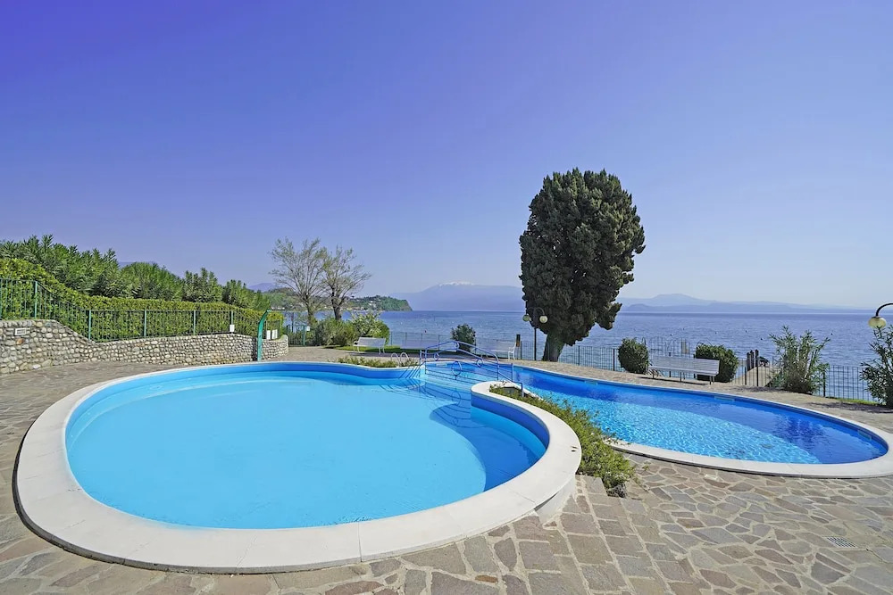 San Sivino 55 con Piscina by Wonderful Italy