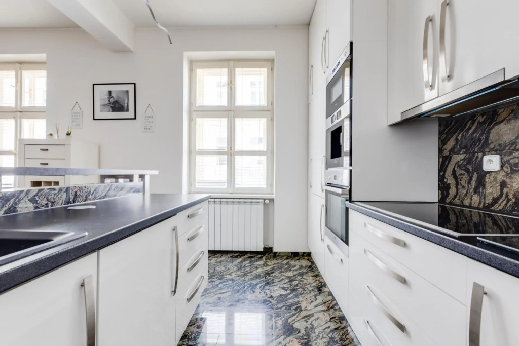 Luxury&Quiet charming 2-bedrooms Apt near river