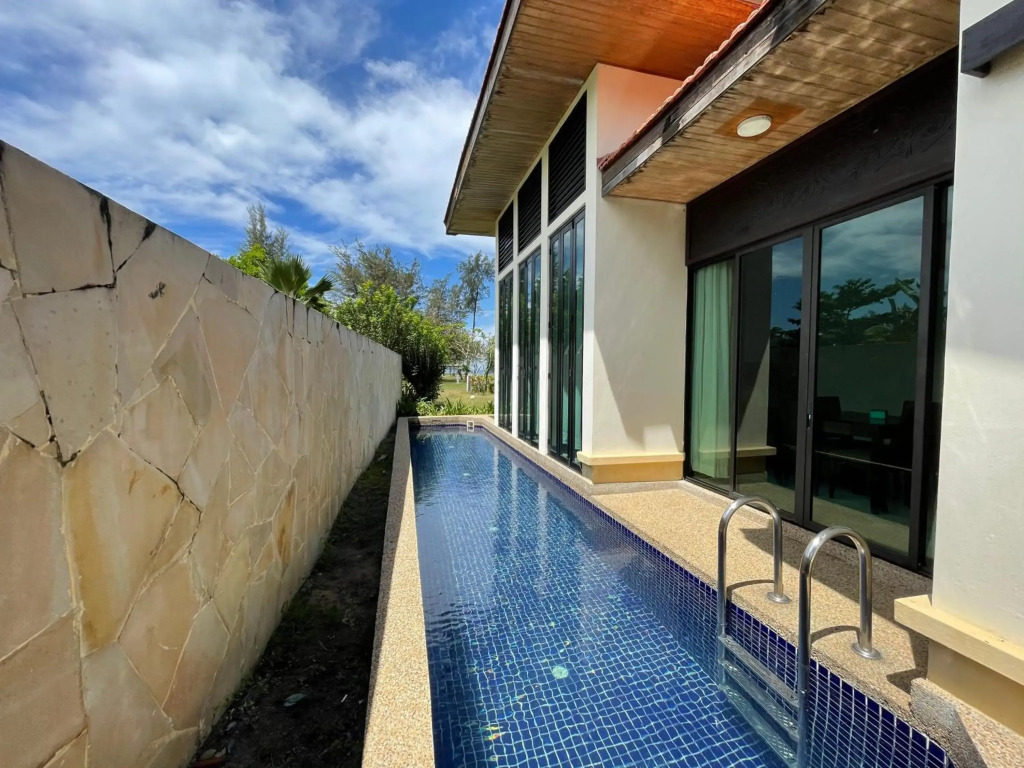 Home Sweet Villas, Karambunai