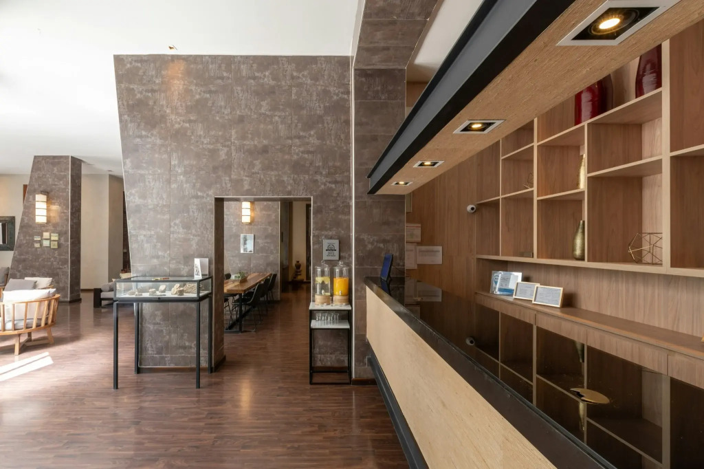 Azur Hotel & Spa
