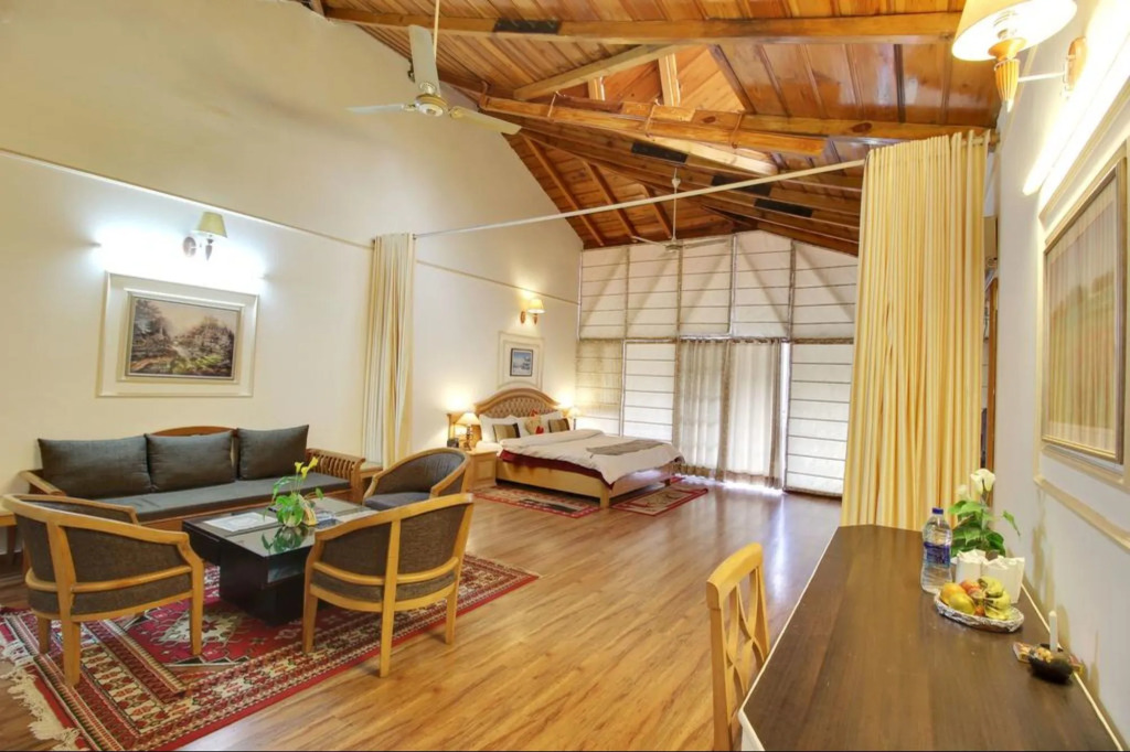 Neelesh Inn - Luxury Lake View Resort with Swimming Pool on Bhimtal Lake