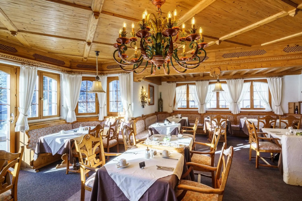 Hotel Alpenroyal