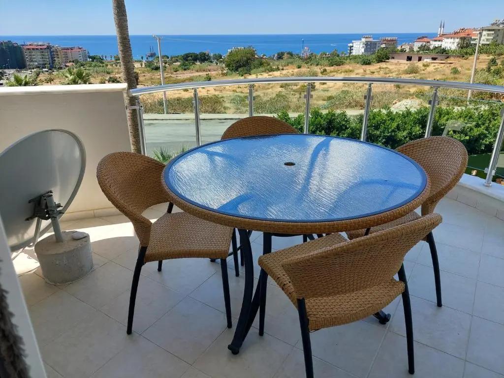 Dinek mahallesi,Eski Antalya yplu cad.,Uygun Cleopatra 3 Sitesi no:59 Blok:E daire:2