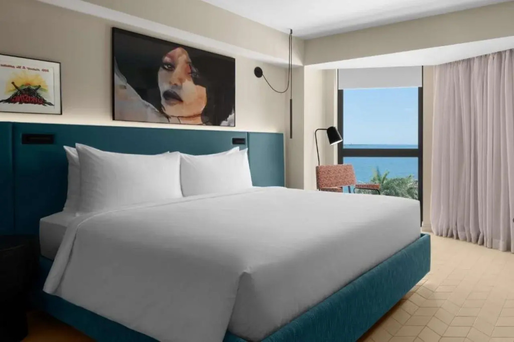 ROK Hotel Kingston, Tapestry Collection By Hilton