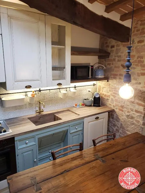 Borgo Boutique Casa Raffaella 2