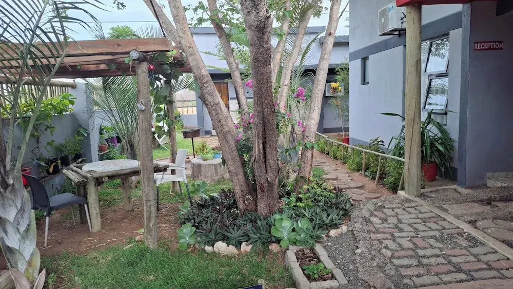 Shalakwe Hills-Inn Guesthouse Kasane