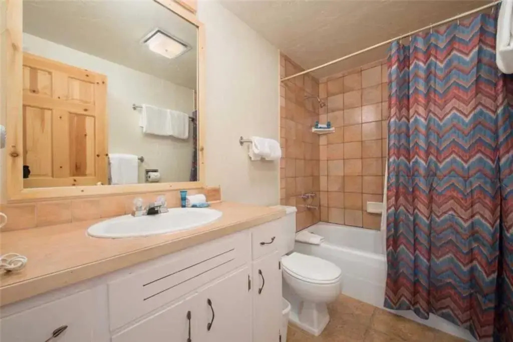 Four Seasons Ii  - 2Br + Loft Condo #3 - Llh 63301