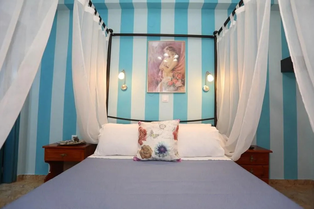 Irenes Paradise apartments