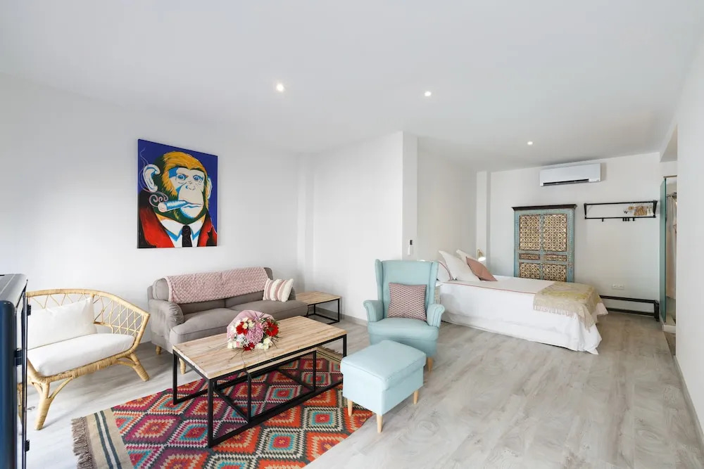 Marbella Old Town : Luxury Townhouse