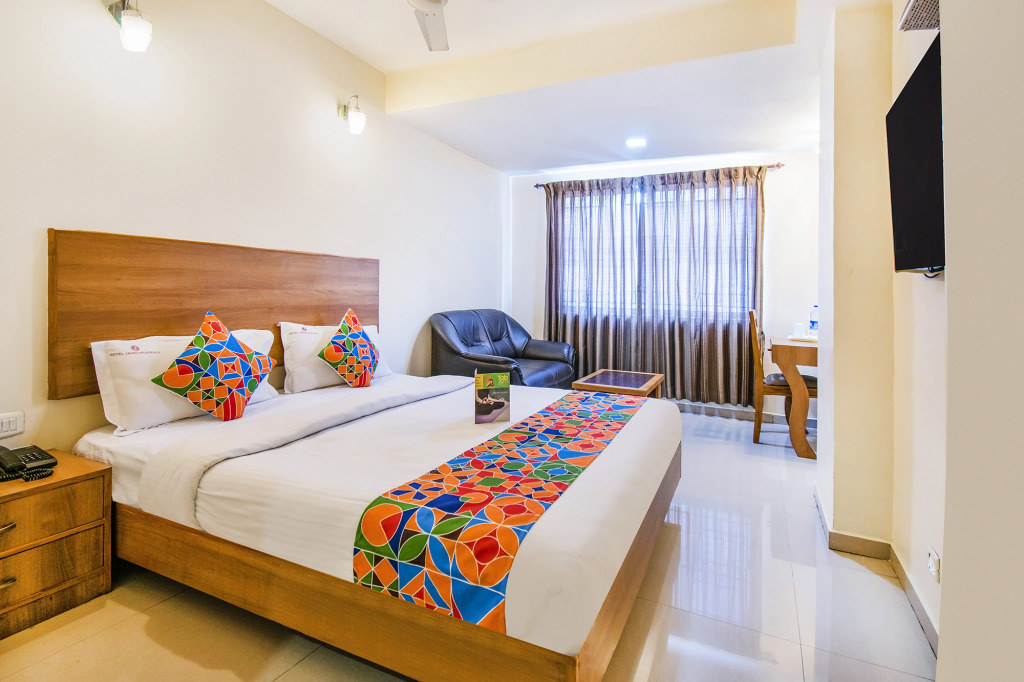 FabHotel Jansi Deluxe - Nr Gandhipuram Bus stand