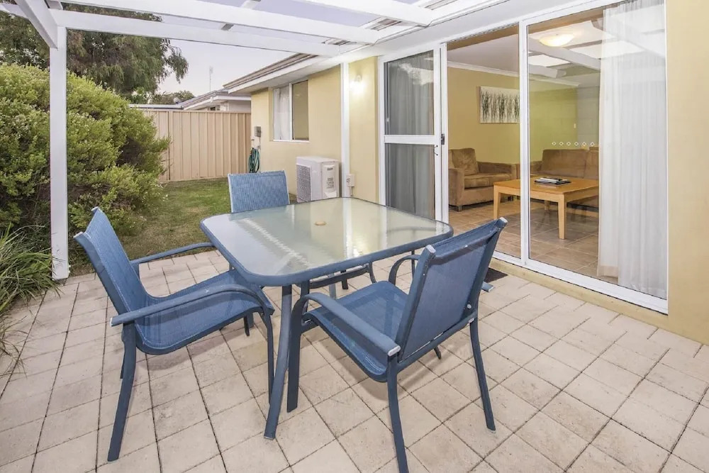 Coastal Cottage - U22 Cape View Resort