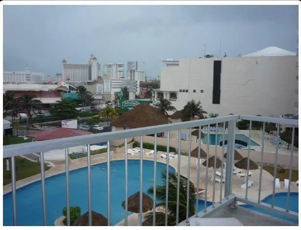 Caribbean Front Carisa y Palma