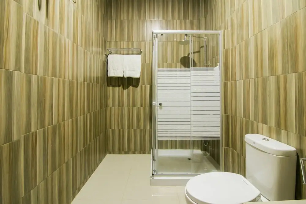 Edotel Smkn 1 Pacet by OYO Rooms