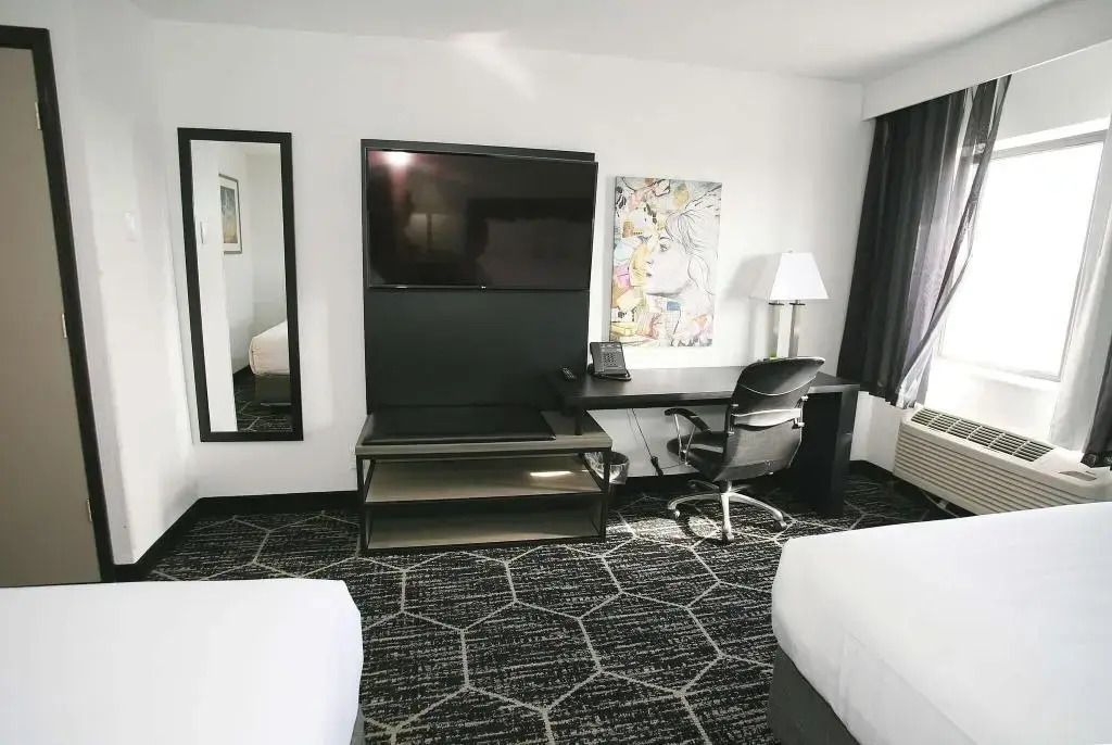 The La Quinta Inn Des Moines West Clive