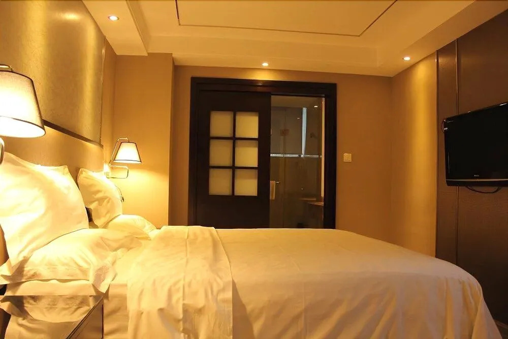 Phoenix Regalia Hotel Chunxi - Chengdu